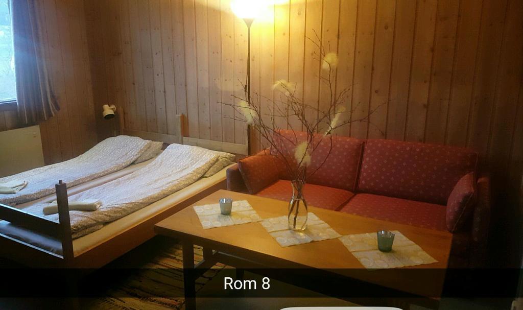 Dombas Motel Bagian luar foto